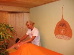 wellnessurlaub-bayern-massagen-bauernhofferien